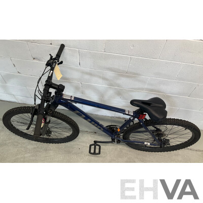 FLUID Nitro Bike (Size L) - ORP $399.00