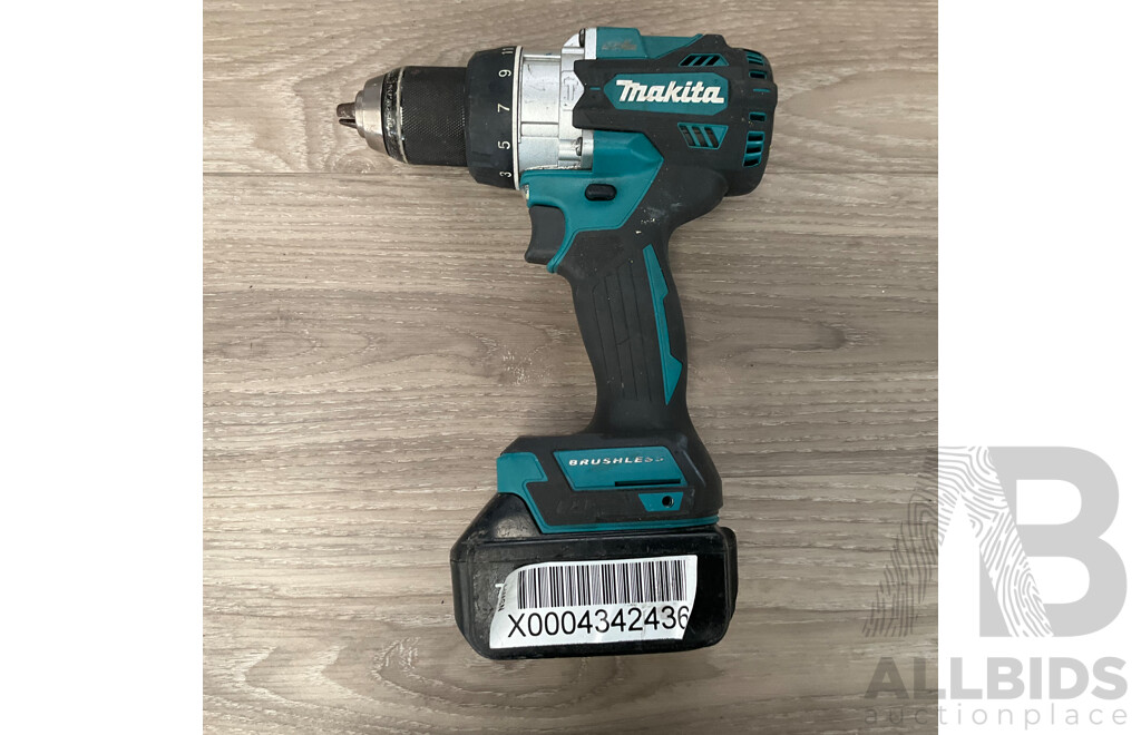 MAKITA DHP482 Compact  Hammer Drill X2 & DHP486 Hammer Drill Dirver with 2 Batteries