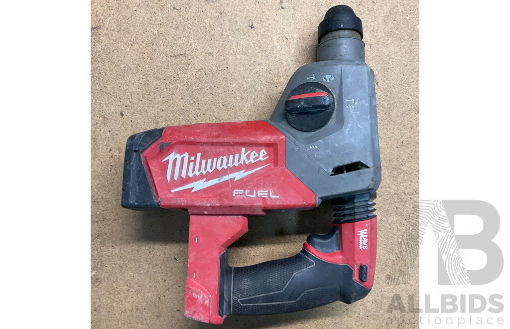 MILWAUKEE M18FH Rotary Hammer & Impact Driver Bit Set & MAKITA DFR450X Screwdriver - Lot of 3