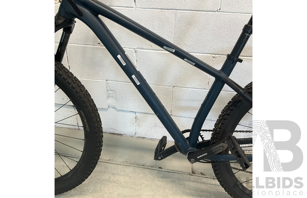 SPECIALISED Fuse Dark Blue Bike (Size M) - ORP $1,899.99