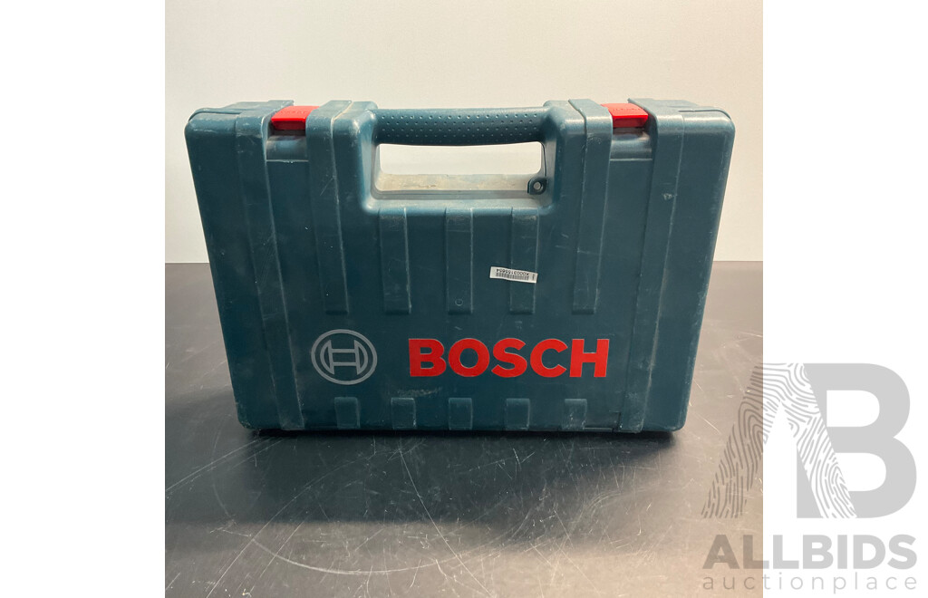 MAKITA GA4030 Angle Grinder in Bosch Carry Case