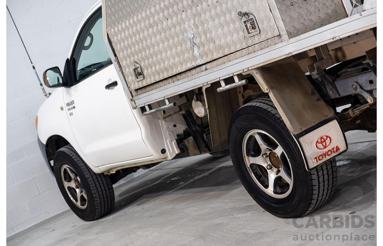 4/2005 Toyota Hilux SR (4x4) KUN26R 2d C/Chas White Turbo Diesel 3.0L