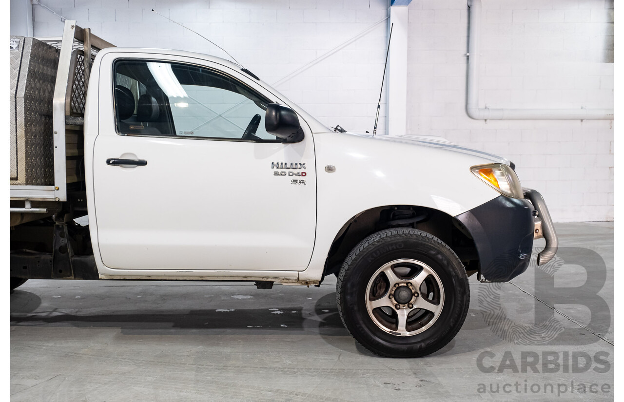 4/2005 Toyota Hilux SR (4x4) KUN26R 2d C/Chas White Turbo Diesel 3.0L
