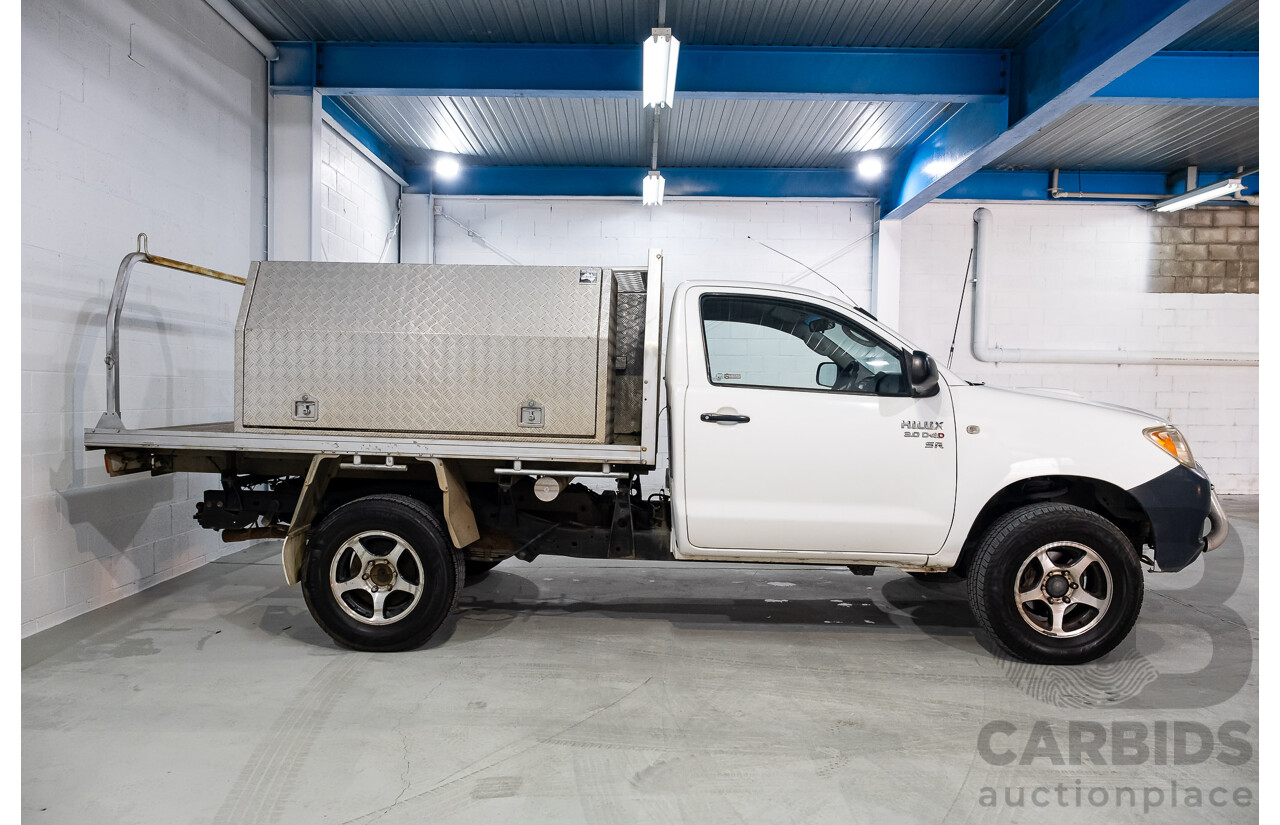 4/2005 Toyota Hilux SR (4x4) KUN26R 2d C/Chas White Turbo Diesel 3.0L