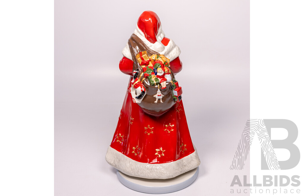 Villeroy & Boch Porcelain Turning Santa Figure in Original Box