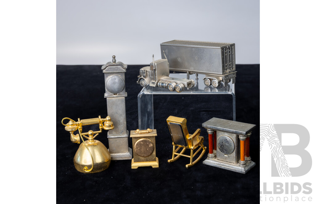 Collection Miniature Desk Clocks in Various Forms
