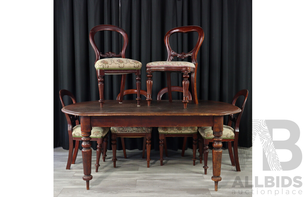 Victorian Cedar Dining Table with Six Balloon Back Chairs
