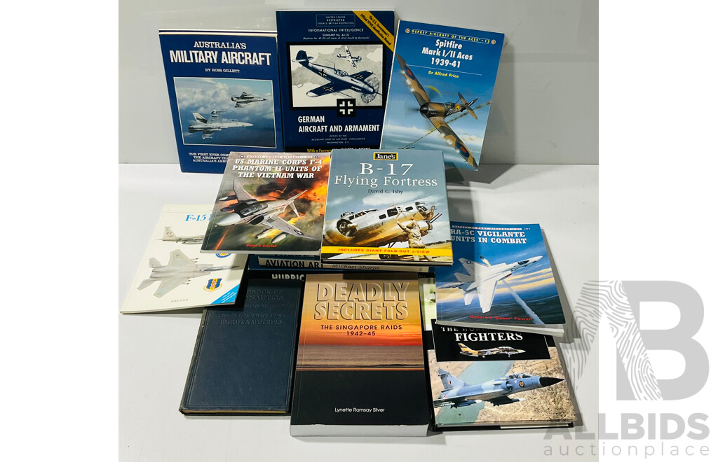 Large Collection Books Relating to Aviation and Australias RAAF, Including Handbook of Aeronautics Vol 3, 1910 and More