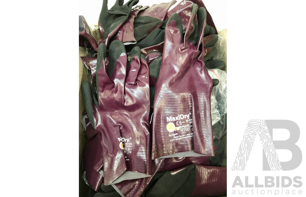 Box of ATG MaxiDry Gauntlet Gloves