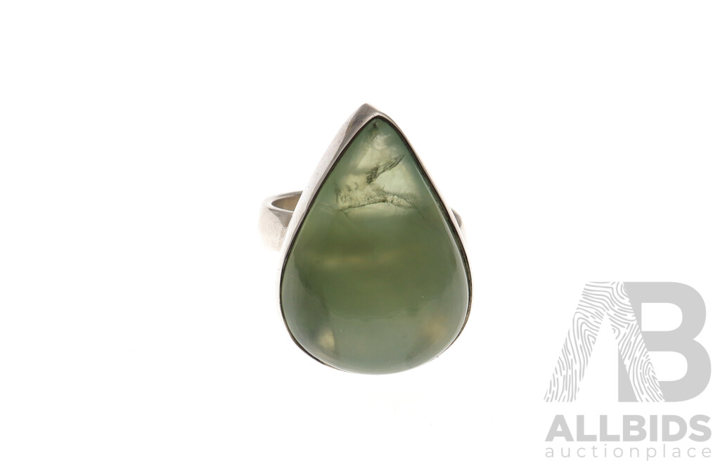 NEW - Sterling Silver Chalcedony Ring, Size S (with Adjustable Band), 15.41 Grams