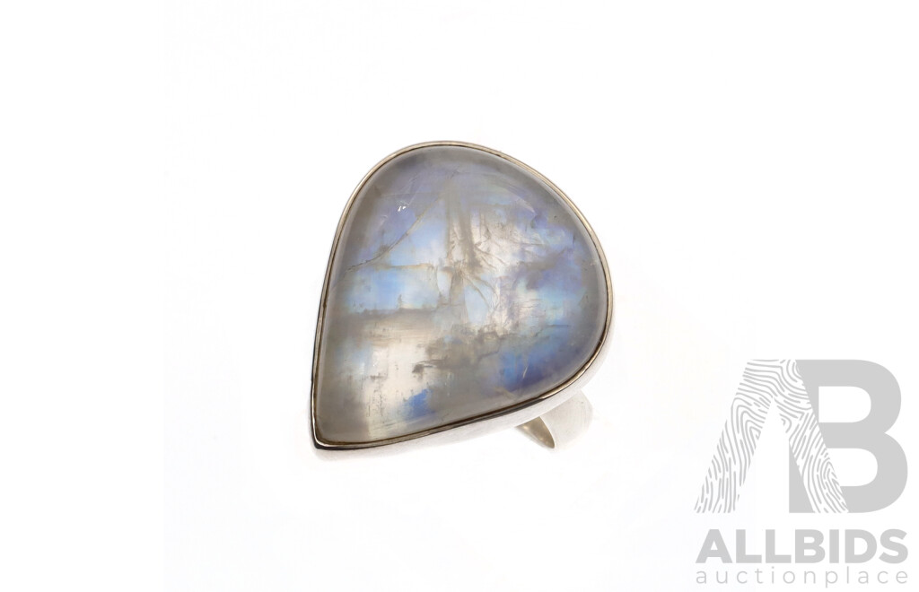 NEW Sterling Silver Moonstone Cabochon Ring, Size R, 8.90 Grams