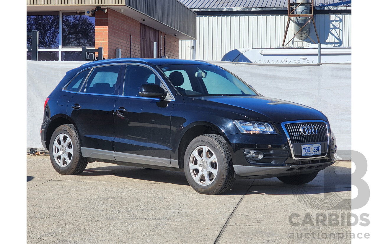 11/2009 Audi Q5 2.0 TDI QUATTRO AWD 8R MY10 4D Wagon Black 2.0L