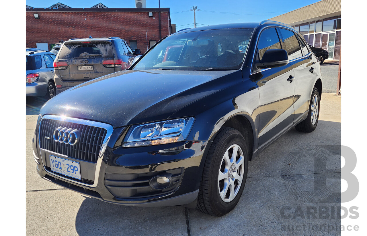 11/2009 Audi Q5 2.0 TDI QUATTRO AWD 8R MY10 4D Wagon Black 2.0L