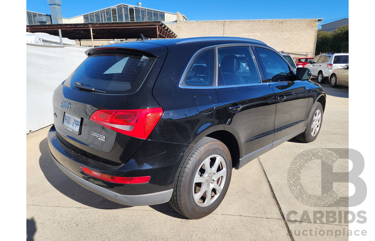 11/2009 Audi Q5 2.0 TDI QUATTRO AWD 8R MY10 4D Wagon Black 2.0L