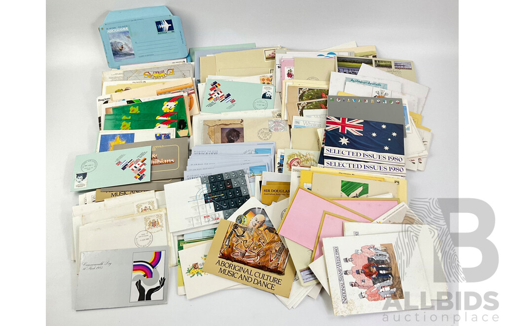 Australian 1980's Stamp Packs and First Day Covers Including 1980 Selected Issues, 1983 Commonwealth Day, Australian Birds and More