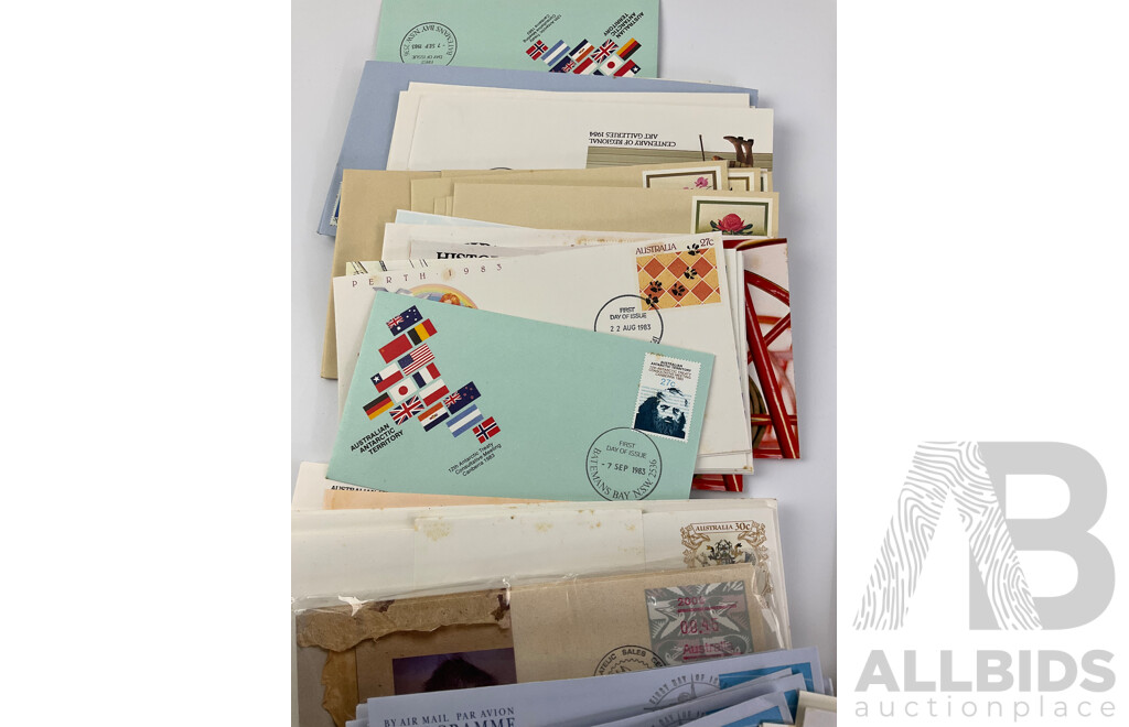 Australian 1980's Stamp Packs and First Day Covers Including 1980 Selected Issues, 1983 Commonwealth Day, Australian Birds and More