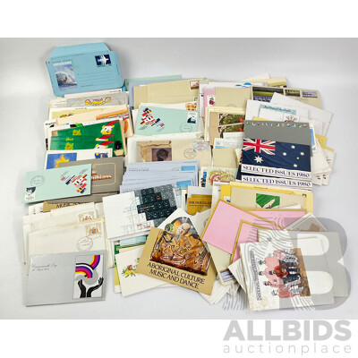 Australian 1980's Stamp Packs and First Day Covers Including 1980 Selected Issues, 1983 Commonwealth Day, Australian Birds and More