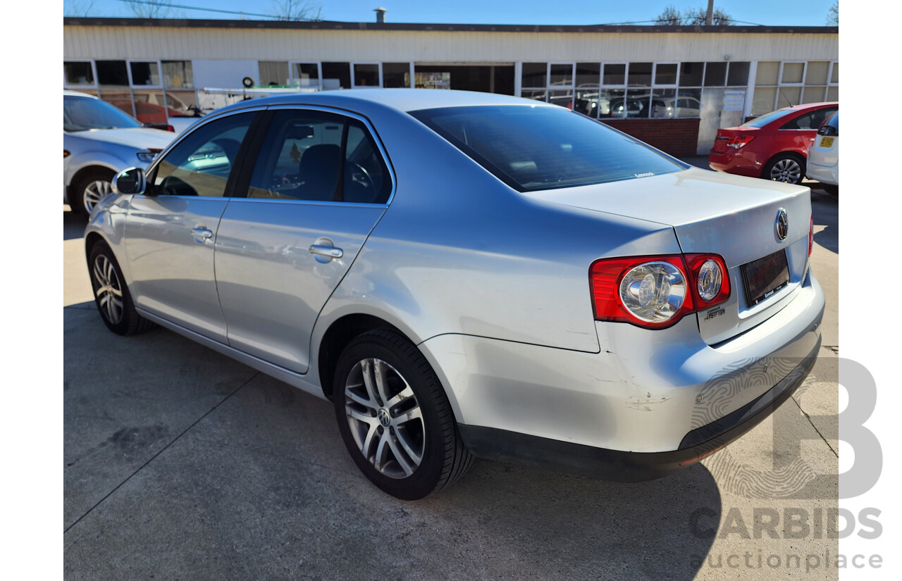 02/2007 Volkswagen Jetta 2.0 TDI FWD 1KM 4D Sedan Silver 2.0L