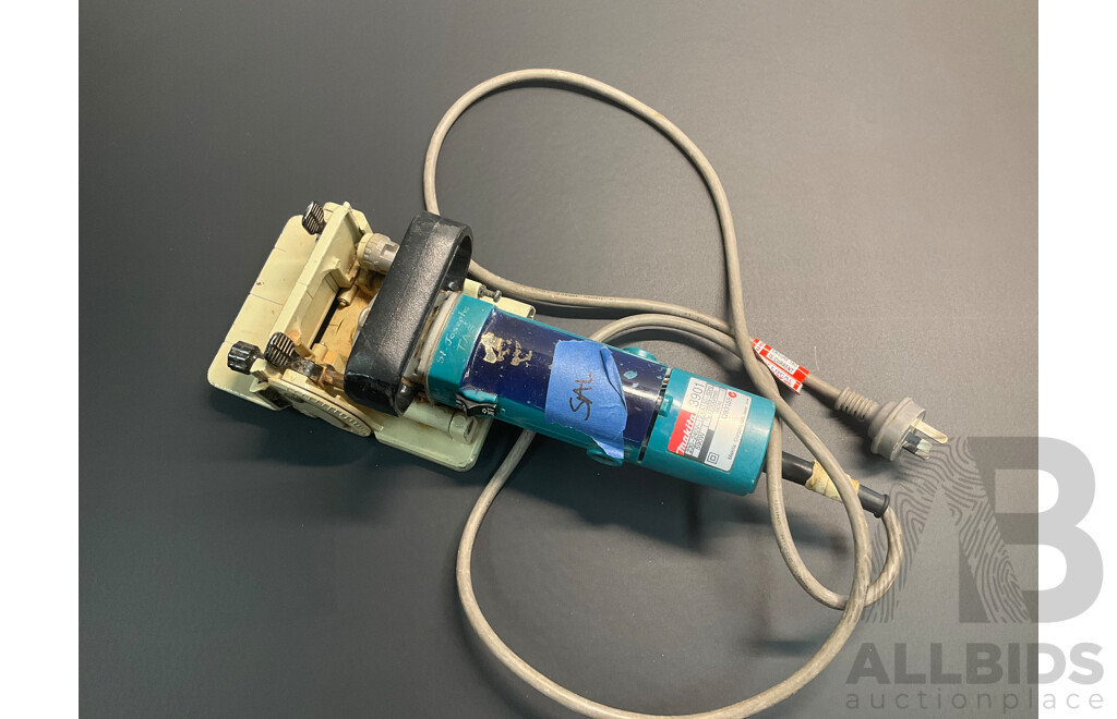 Makita Plate Biscuit Joiner 3901 590w