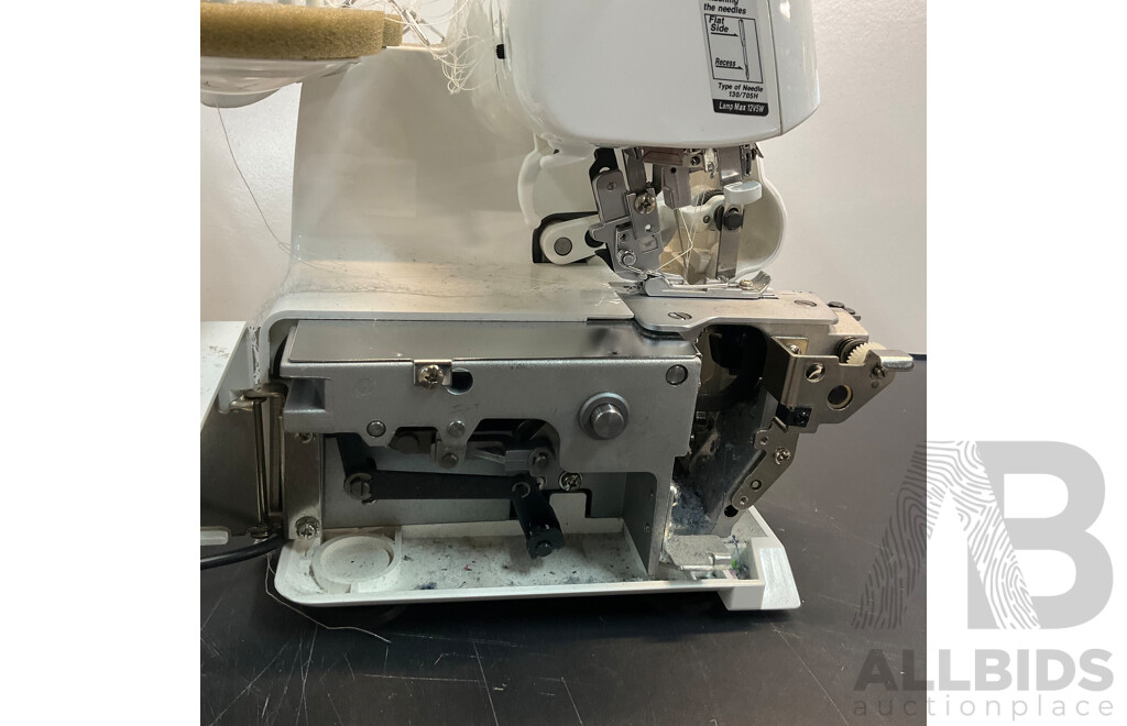 BERNINA 1150MDA Sewing Machine - ORP$1,499