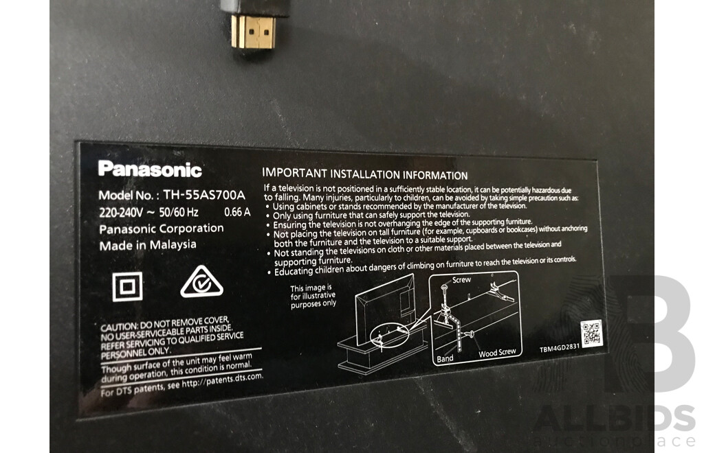 Panasonic (TH-55AS700A) 55-Inch Life + Screen LCD/LED TV with Apple TV