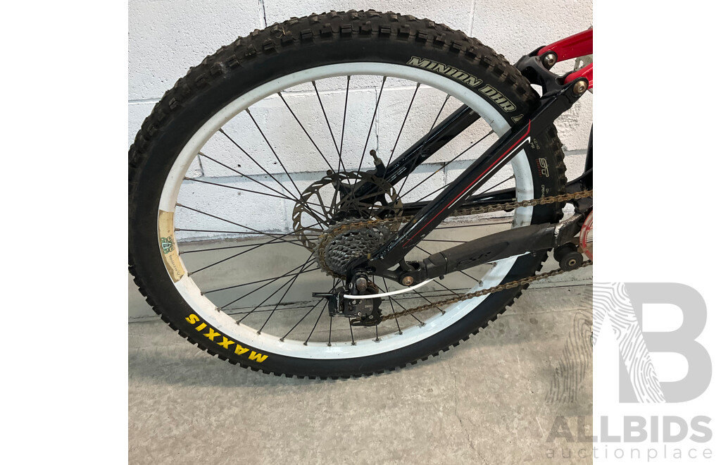 SPECIALIZED Bighit I Mountain Bike
