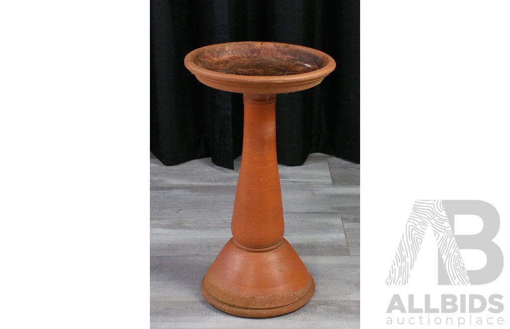 Terracotta Pedestal Birdbath