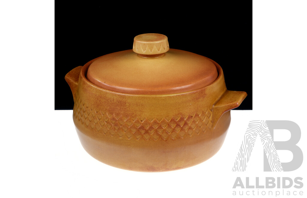 Vintage Australian Diana Pottery Large Lidded Tureen in Nefertiti Pattern