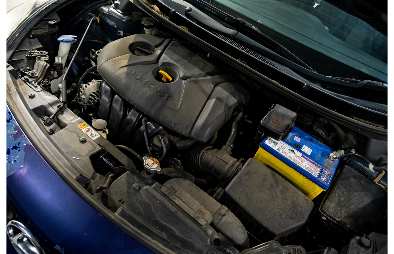 9/2012 Hyundai i30 Active GD 5d Hatchback Blue 1.8L