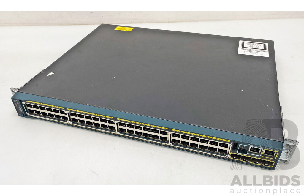 Cisco (WS-C2960S-48FPS-L) Catalyst 2960-S Series PoE+ 48-Port Gigabit Ethernet Switch