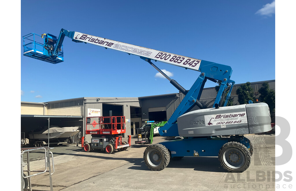 2014 Genie S85 Boom Lift