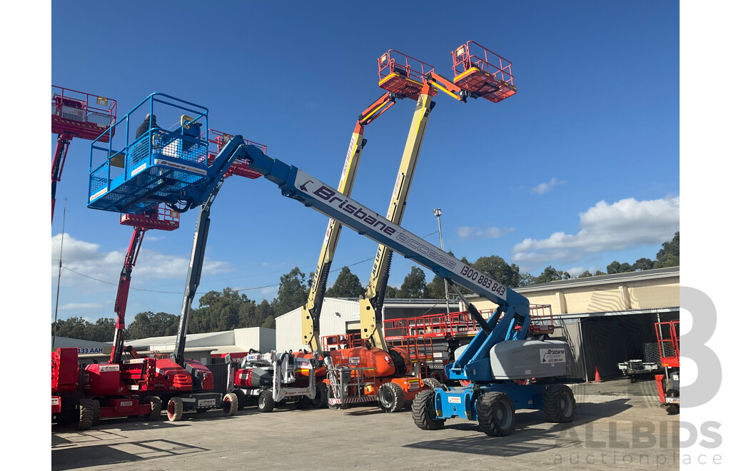 2014 Genie S85 Boom Lift