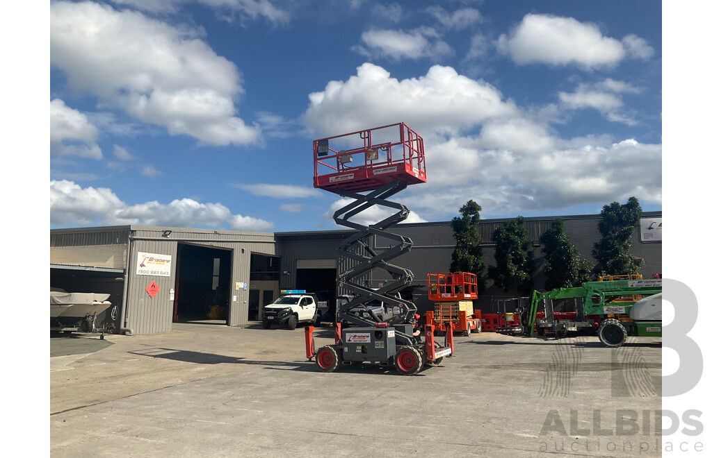 2016 Skyjack SJ6832 RT Scissor Lift