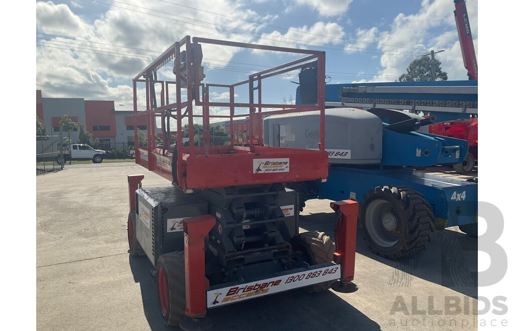 2016 Skyjack SJ6832 RT Scissor Lift