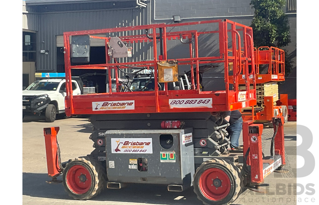 2016 Skyjack SJ6832 RT Scissor Lift