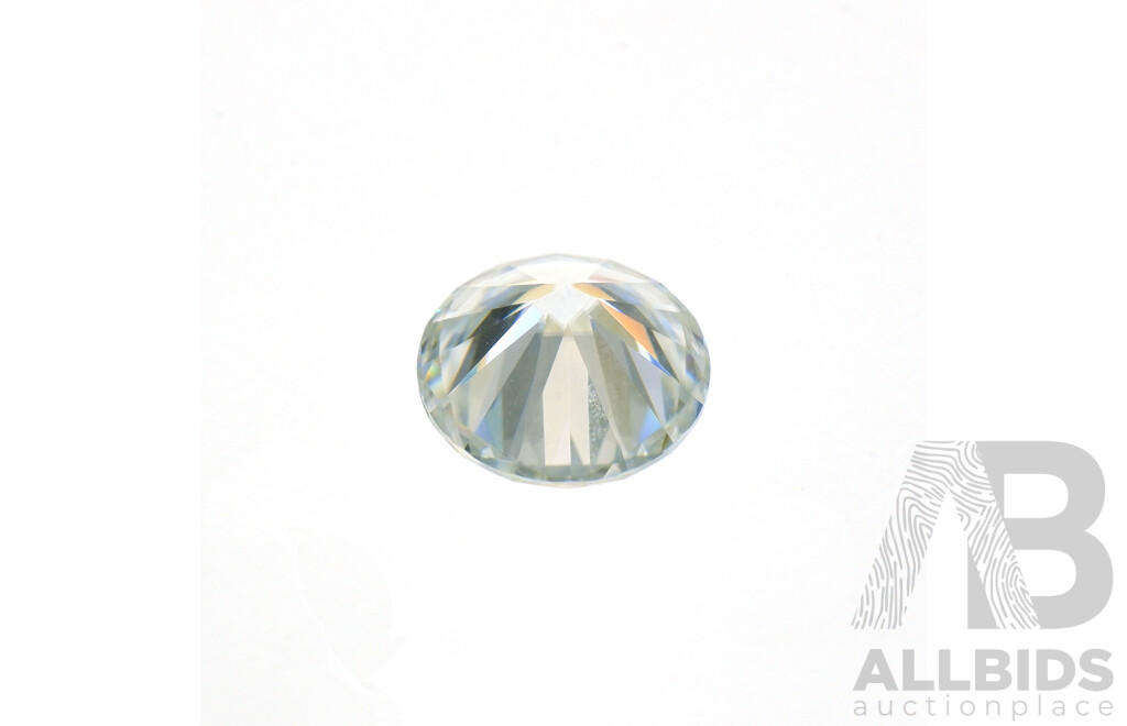 Large Moissanite: 7.0mm