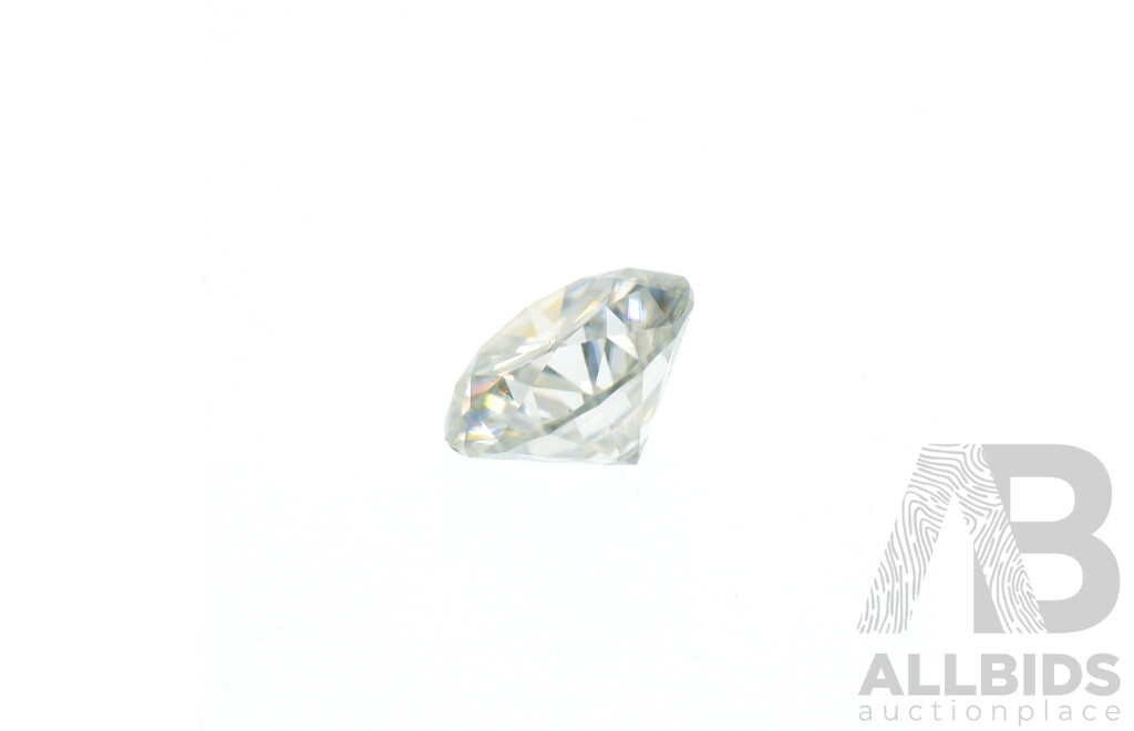 Large Moissanite: 7.0mm