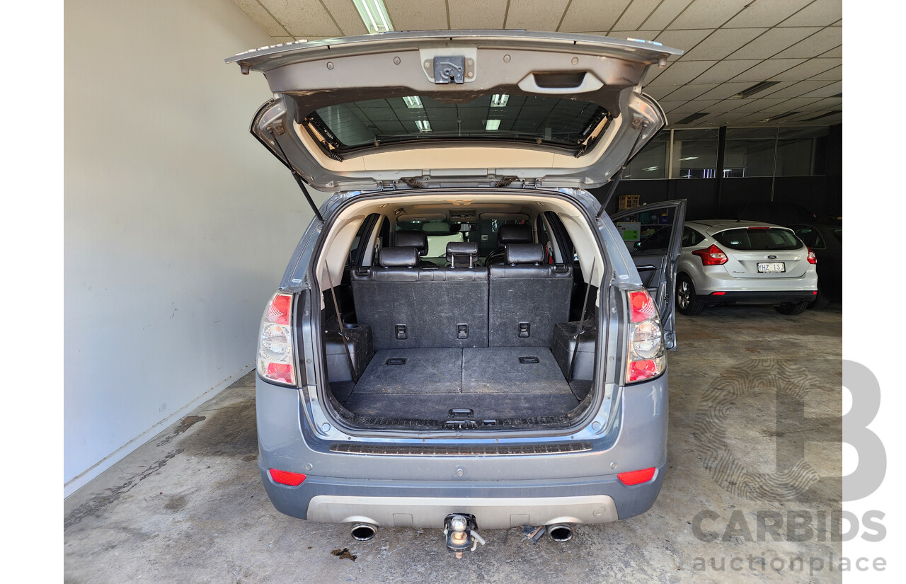 10/2011 Holden Captiva 7 LX (4x4) AWD CG SERIES II 4D Wagon Grey 3.0L