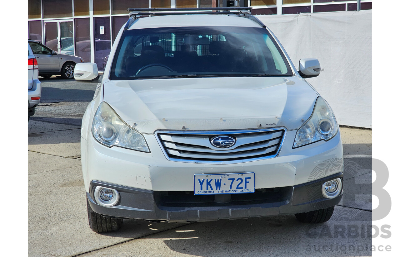 8/2011 Subaru Outback 2.5i MY11 4d Wagon White 2.5L