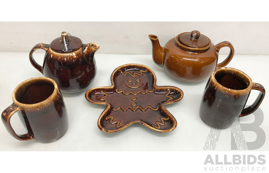 Vintage Hull Pottery 5-Piece Coffee/Tea Set