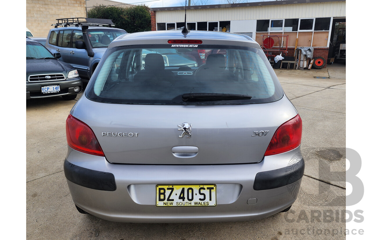 03/2005 Peugeot 307 1.6 FWD  5D Hatchback Grey 1.6L