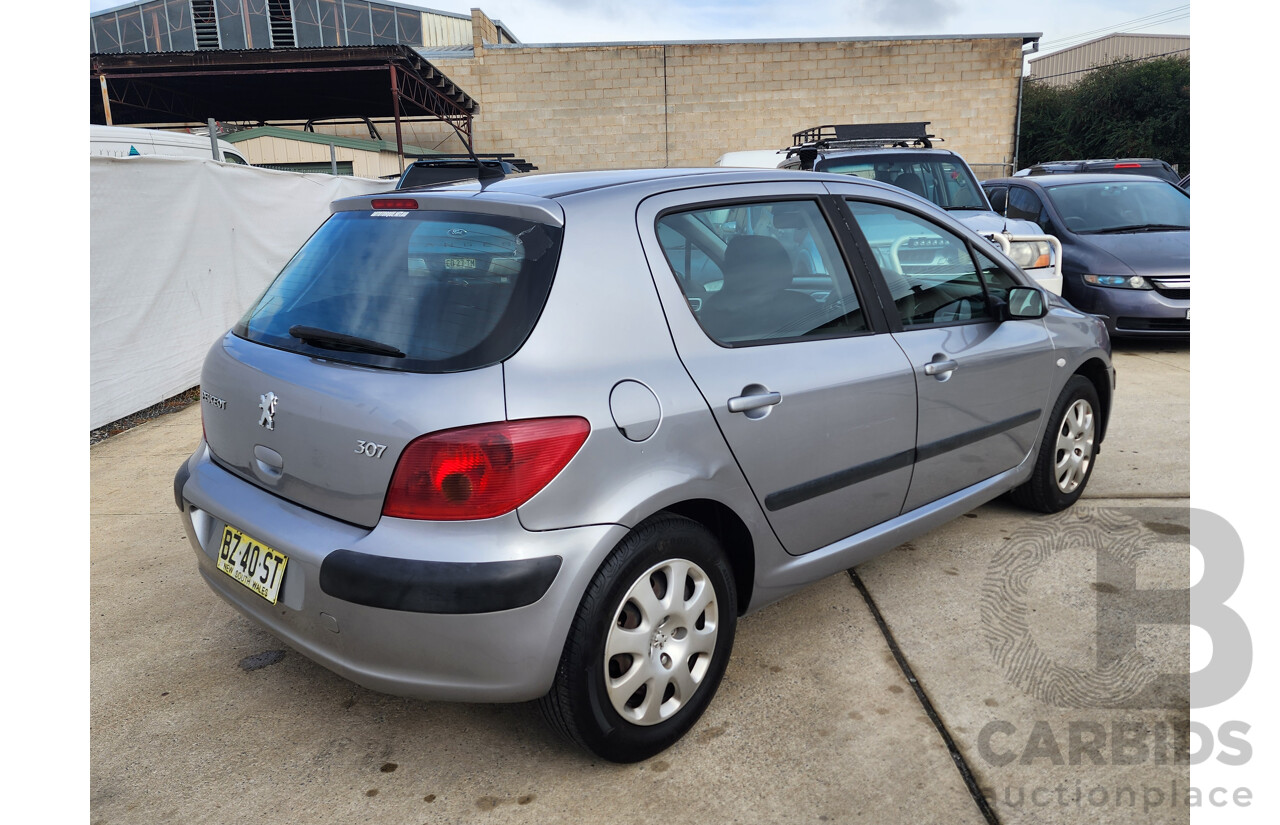 03/2005 Peugeot 307 1.6 FWD  5D Hatchback Grey 1.6L