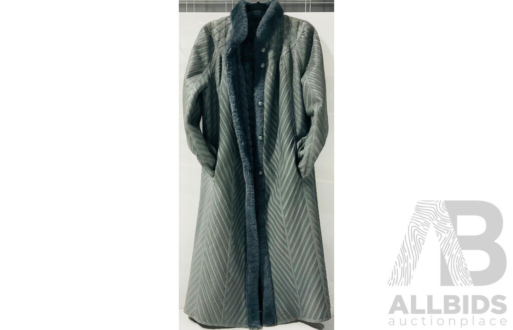 Vintage Eugene of Collins Street Reversible Full Length Grey Lamb Coat Approx Length 1200 Cm