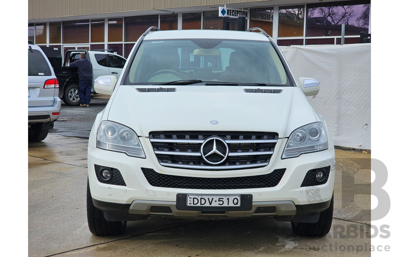 6/2010 Mercedes-Benz ML 300 CDI (4x4) W164 09 UPGRADE 4d Wagon White 3.0L