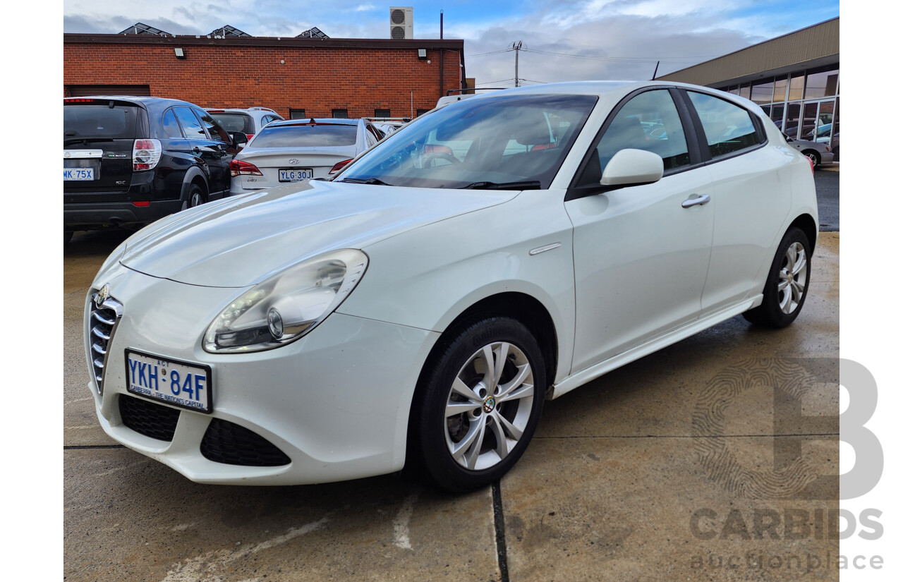 02/2014 Alfa Romeo Giulietta 1.4 FWD  5D Hatchback White 1.4L