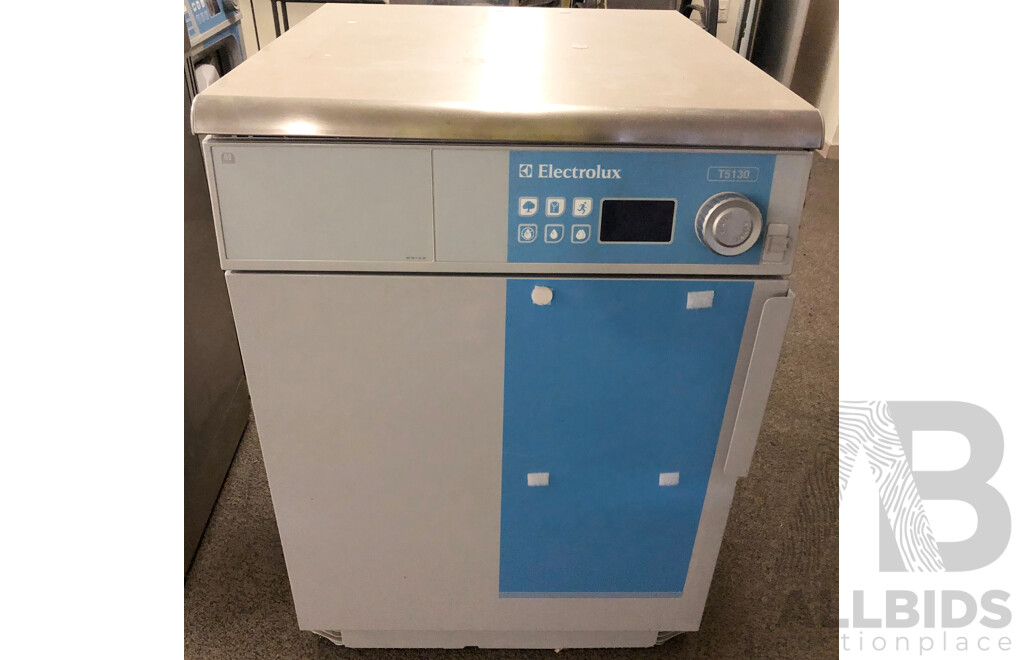 Electrolux 6kg Commercial Clothes Dryer - Model T5130