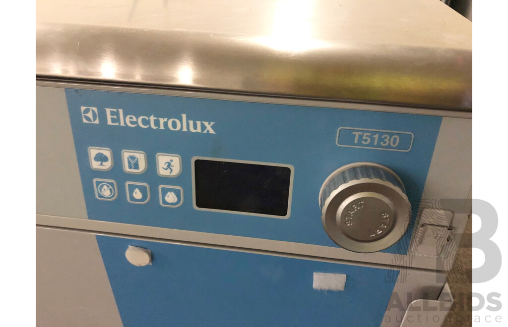 Electrolux 6kg Commercial Clothes Dryer - Model T5130
