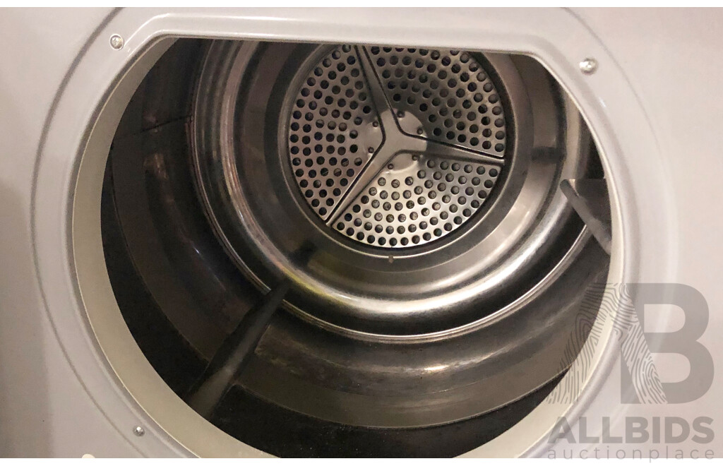 Electrolux 6kg Commercial Clothes Dryer - Model T5130