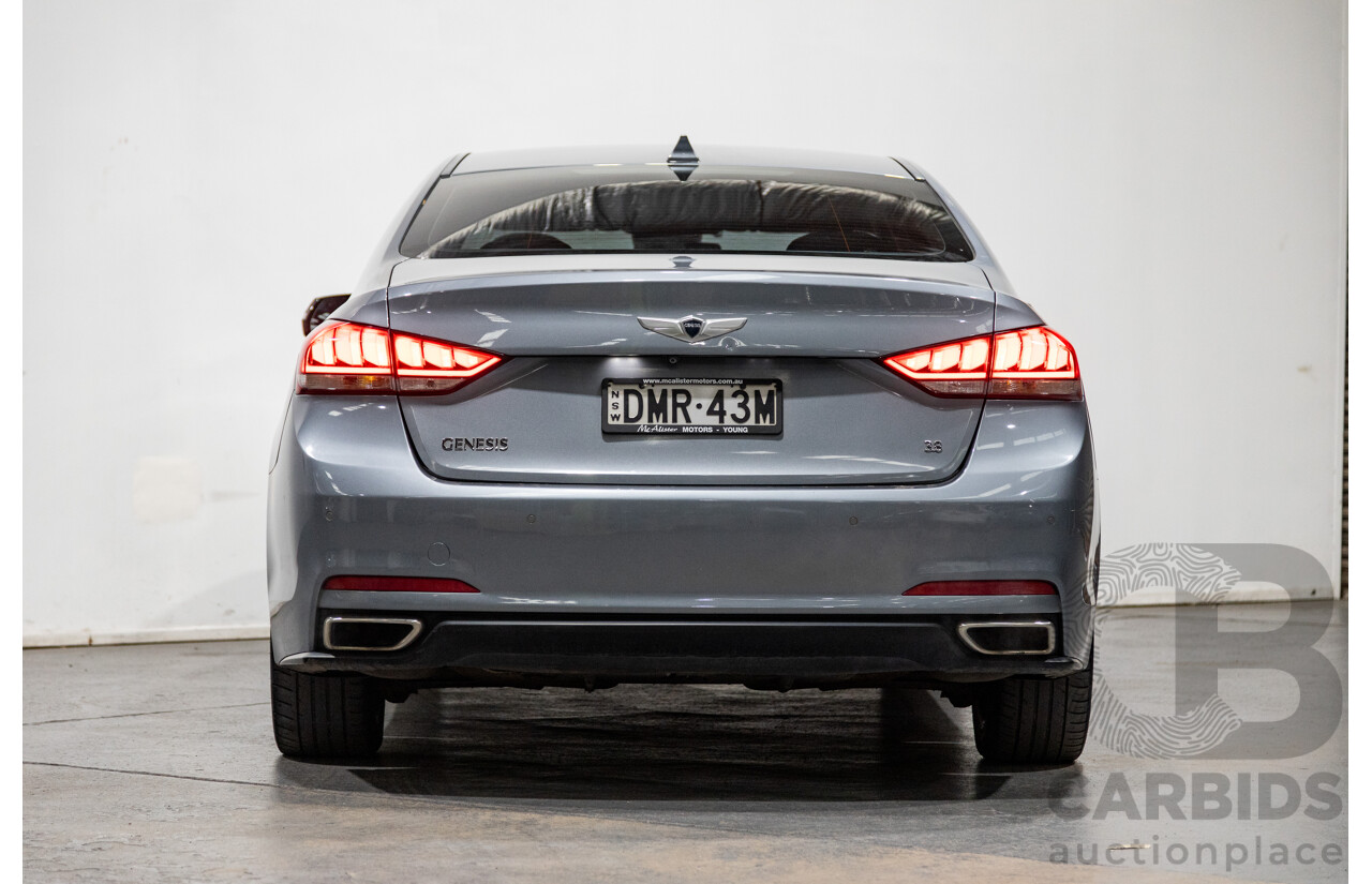 5/2015 Hyundai Genesis DH 4d Sedan Metallic Grey V6 3.8L