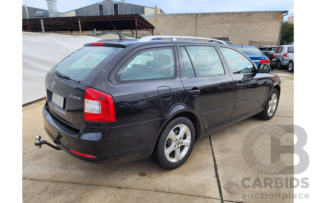 01/2011 Skoda Octavia 1.8 TSI FWD 1Z MY09 4D Wagon Black 1.8L